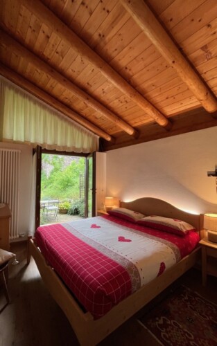 Baita Tomasei camera da letto