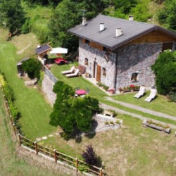 baita Tomasei valle dei Mocheni Trentino