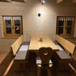 tavolo cucina baita Le Mase