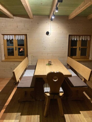 tavolo cucina baita Le Mase