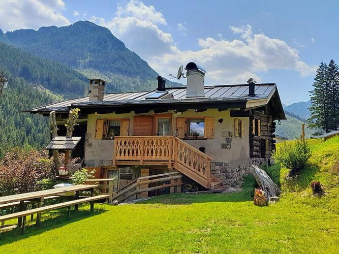 baita Ronchi Val di Fassa vacanze estate