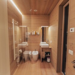 bagno baita Stelo Fiorito