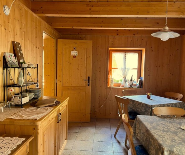 sala da pranzo chalet Dolomiti