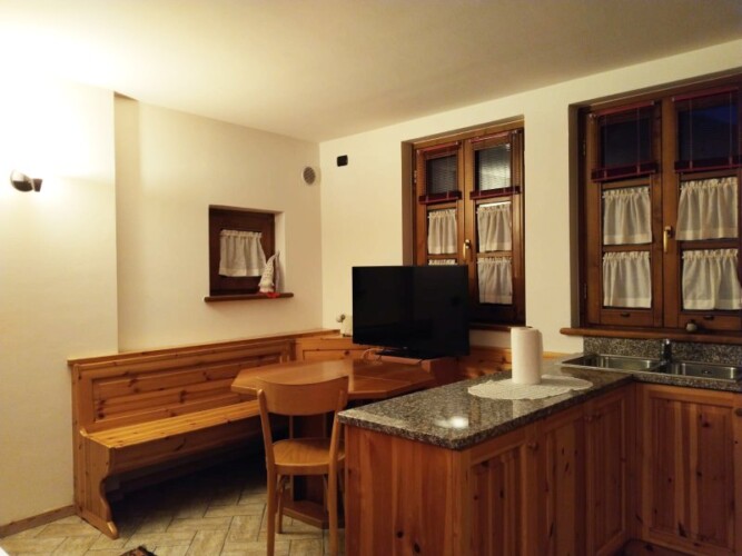 Val di Rabbi appartamento in baita soggiorno