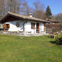 baita Tana da lOrs in affitto per 4 persone Friuli