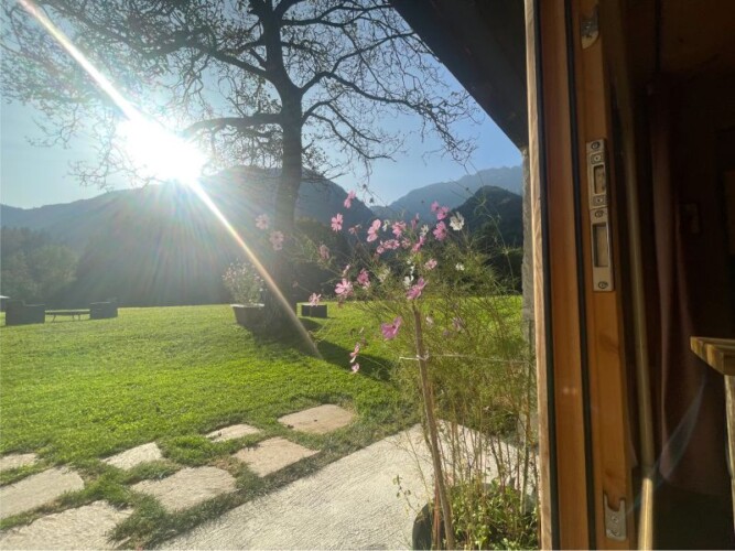 giardino baita Fior di Fenil Val di Ledro