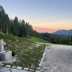 baita Mira affitto boschi Trentino Alpe Cimbra