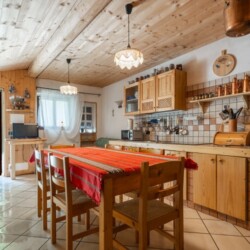 cucina tipica baita Trentino Val di Blan
