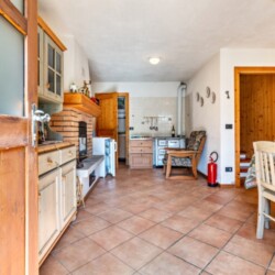 cucina baita vicino Tione di Trento Zia Mariota Zeller