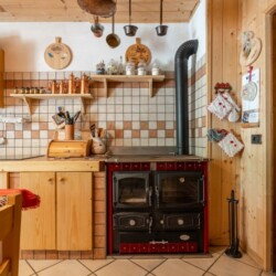 cucina economica baita Val di Blan